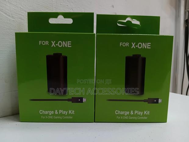 Charge Play Kits Battery for the Xbox One Wireless Controller. - thumbnail 2