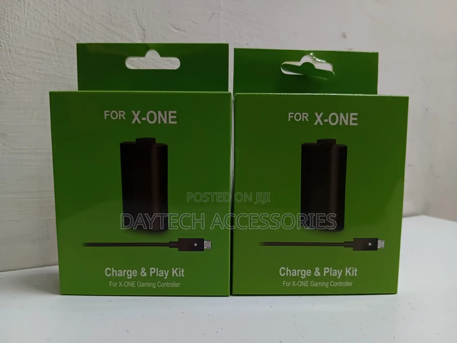 Microsoft Play Charge Kit for Xbox One Rechargeable Battery 1400mah