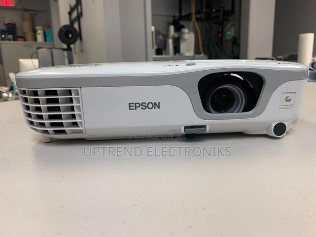 Bright Sharp Epson Powerlite X12 – Perfect for Offices Classrooms - main view