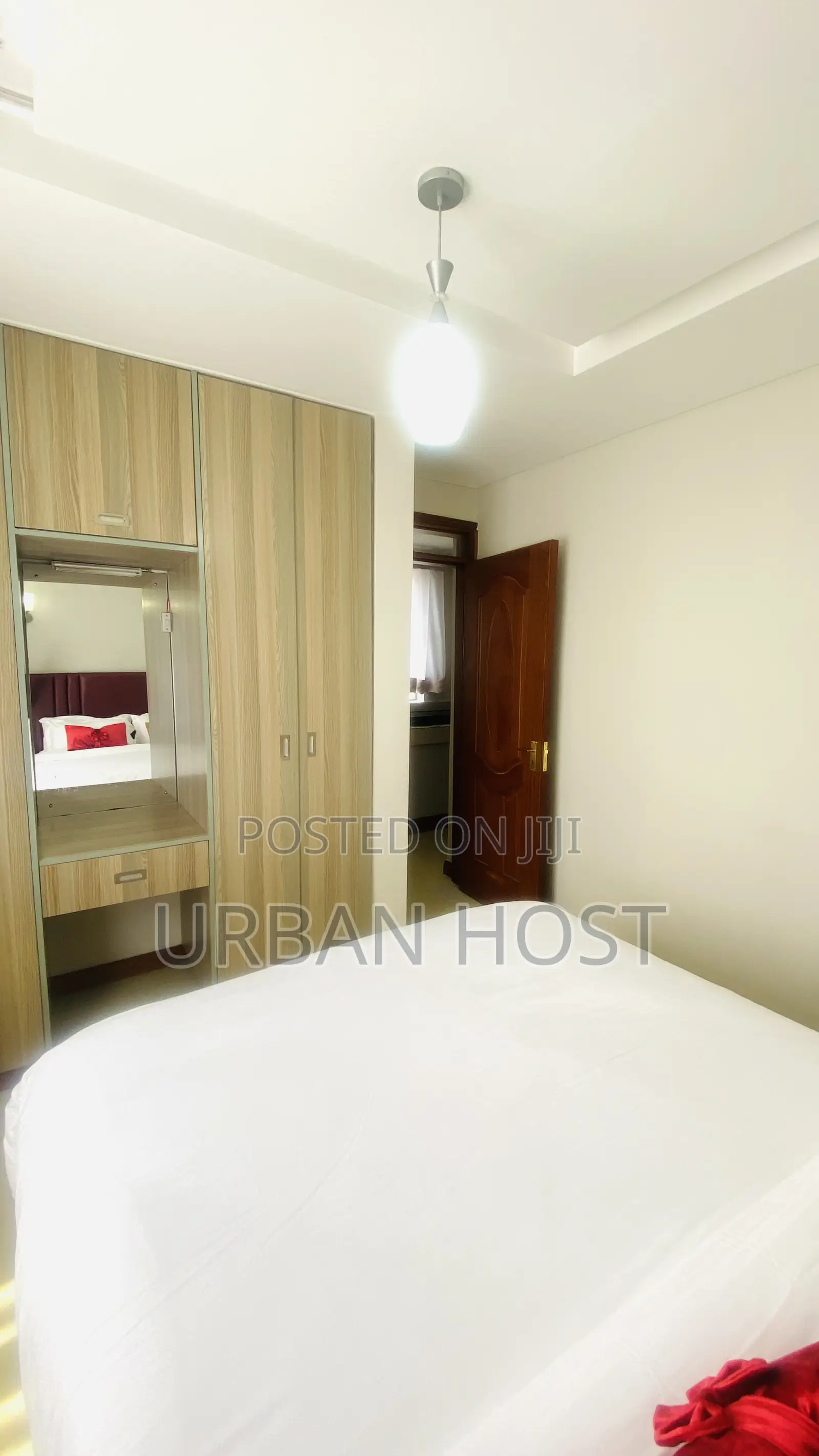 Urban Host | Buru 1br Luxe