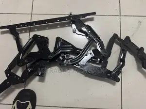 Recliner Mechanisms