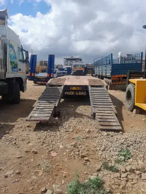 Lowloader Trailers Available for Transport.
