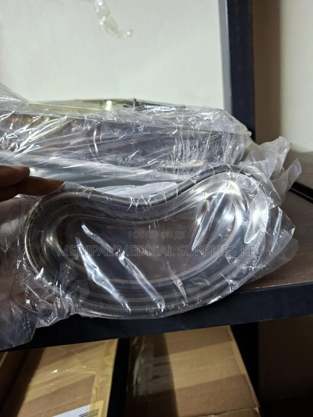 Medium Kidney Dish - main view