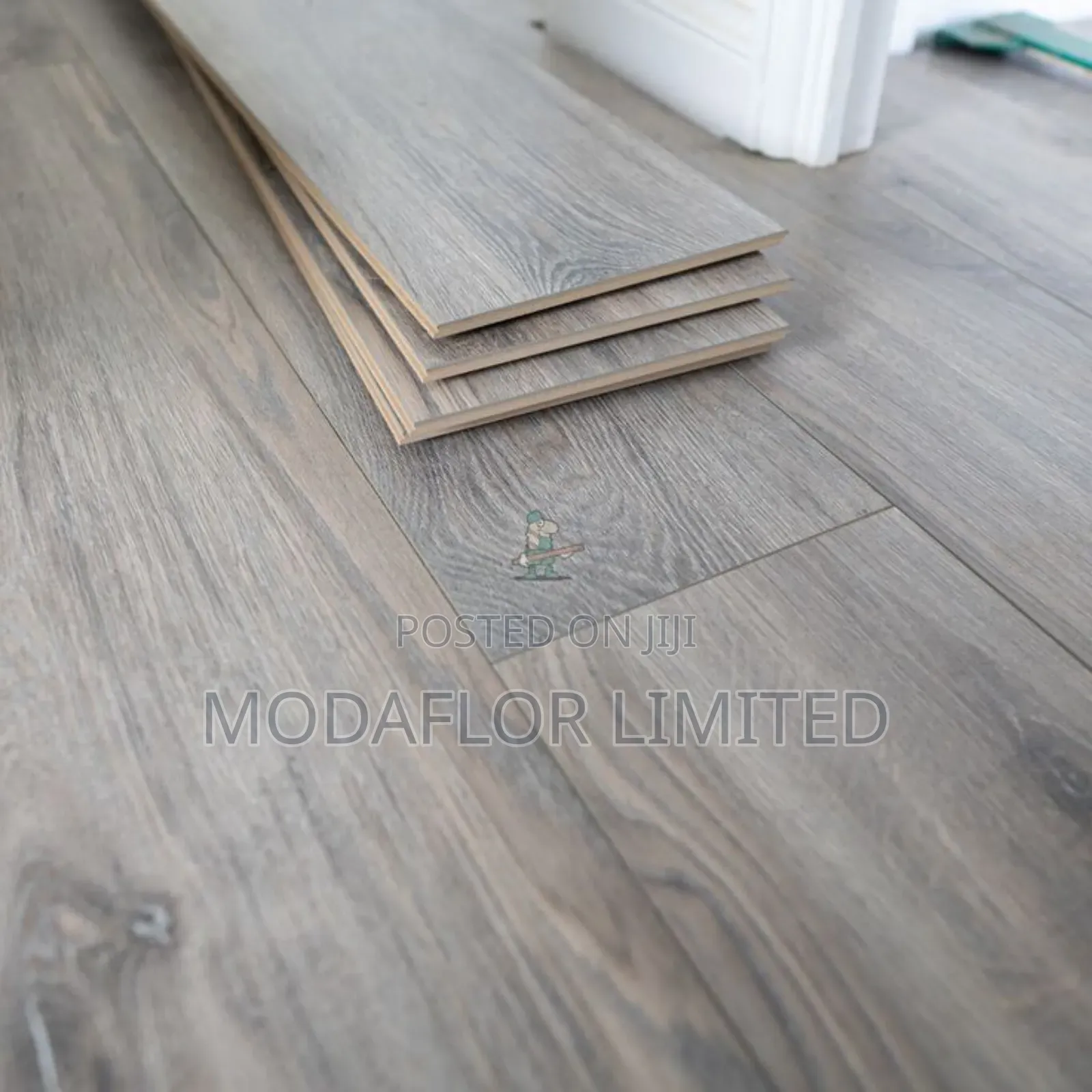 Laminate Flooring With Noise Reduction – Apartment Friendly