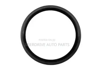 Front and Rear Hub Seals for Heavy Trucks and Buses
