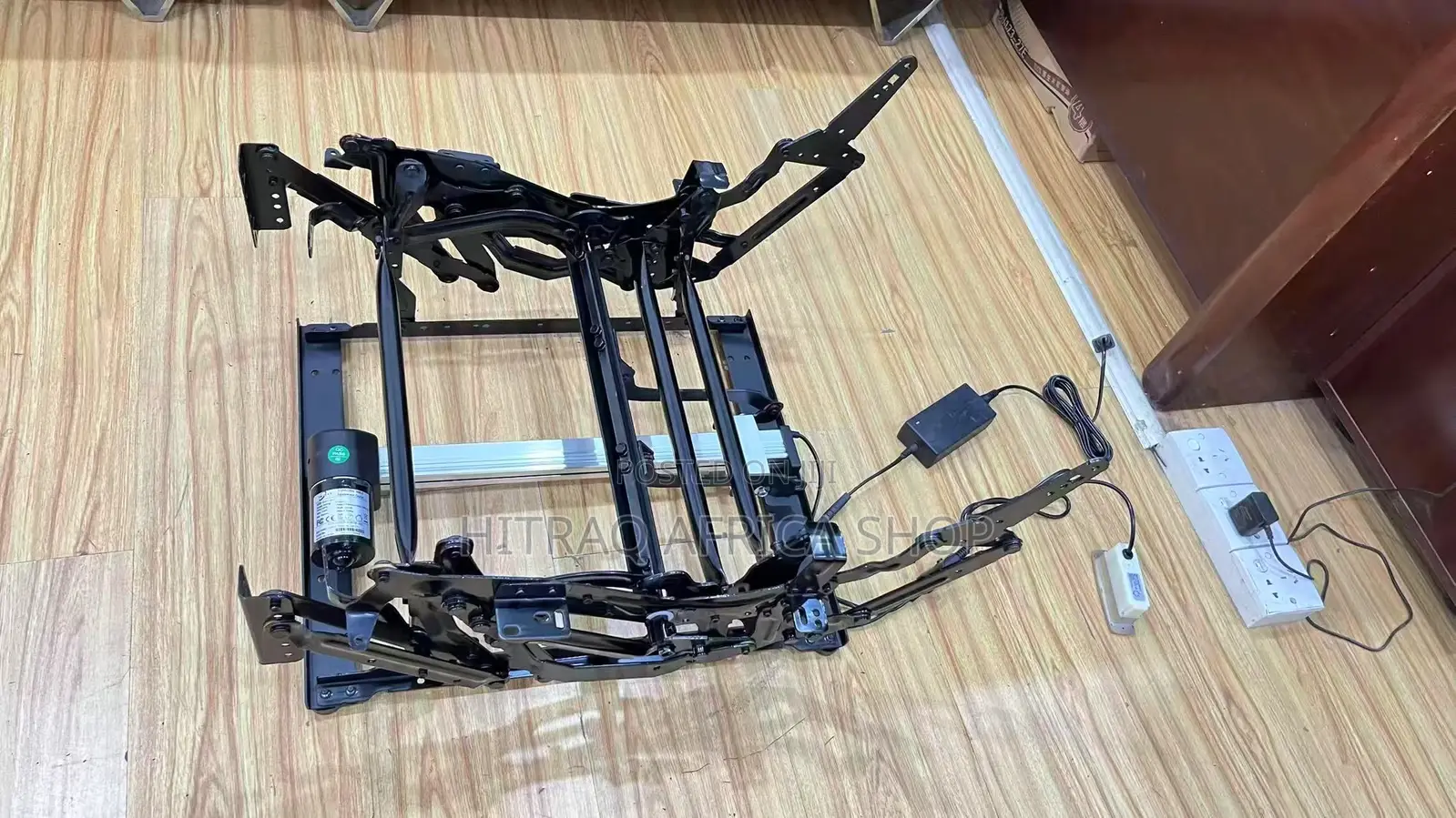 Recliner Mechanisms