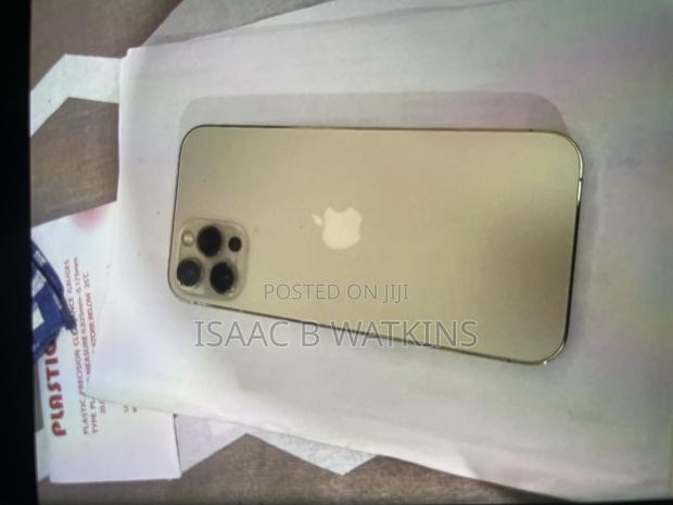 Apple iPhone 12 Pro 256 GB Gold - thumbnail 2