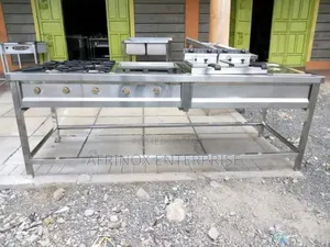 4 Burner Combined Gas Cooker Commercial Grade.