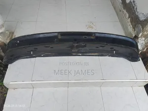 Toyota Harrier (240) Spoiler/Nissan Juke Bumper