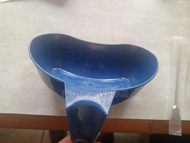 Vomit Bowl - main view