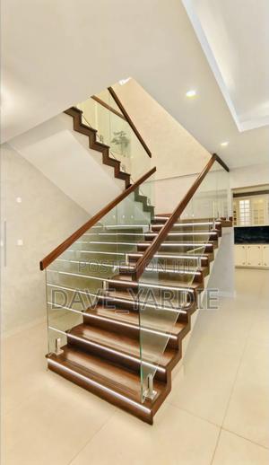 4bdrm Duplex in Parklands/Highridge for sale - thumbnail 2