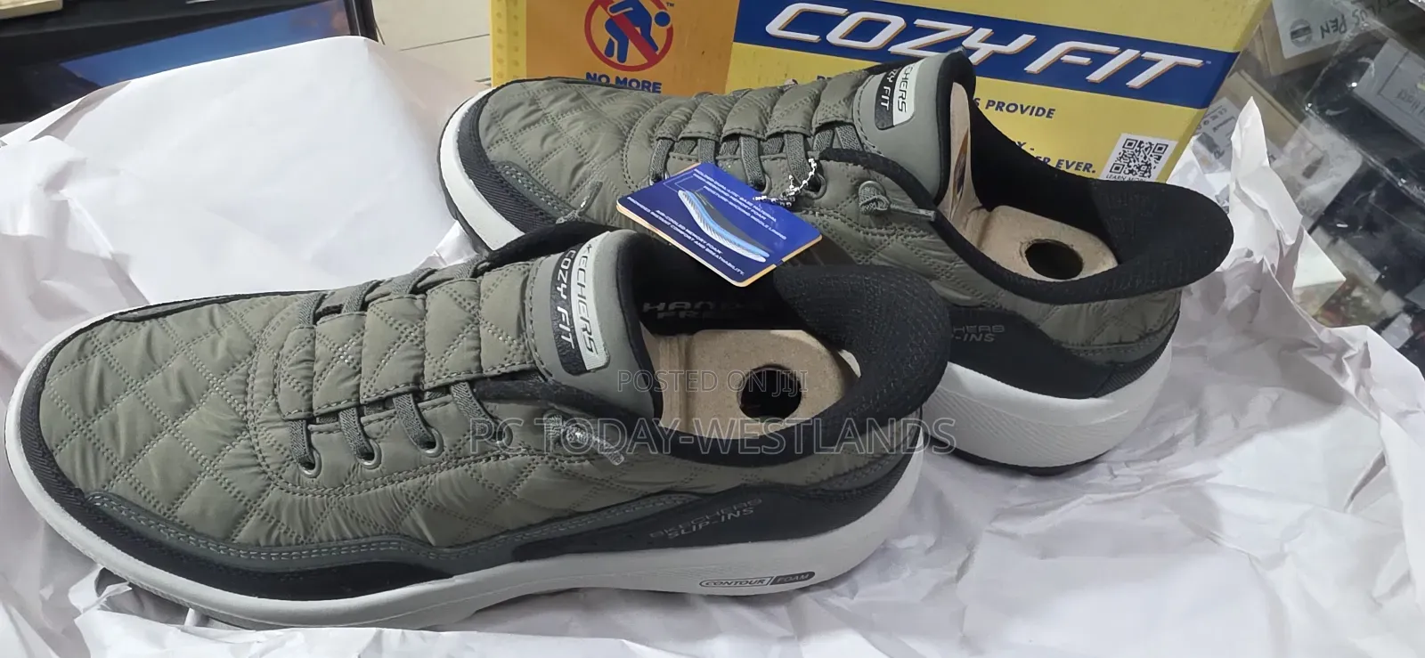Skechers Urban Explore Cozy Fit Hands Free Slip-In