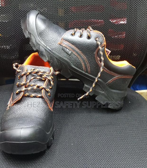 High Quality Low Cut Safety Boot - thumbnail 2