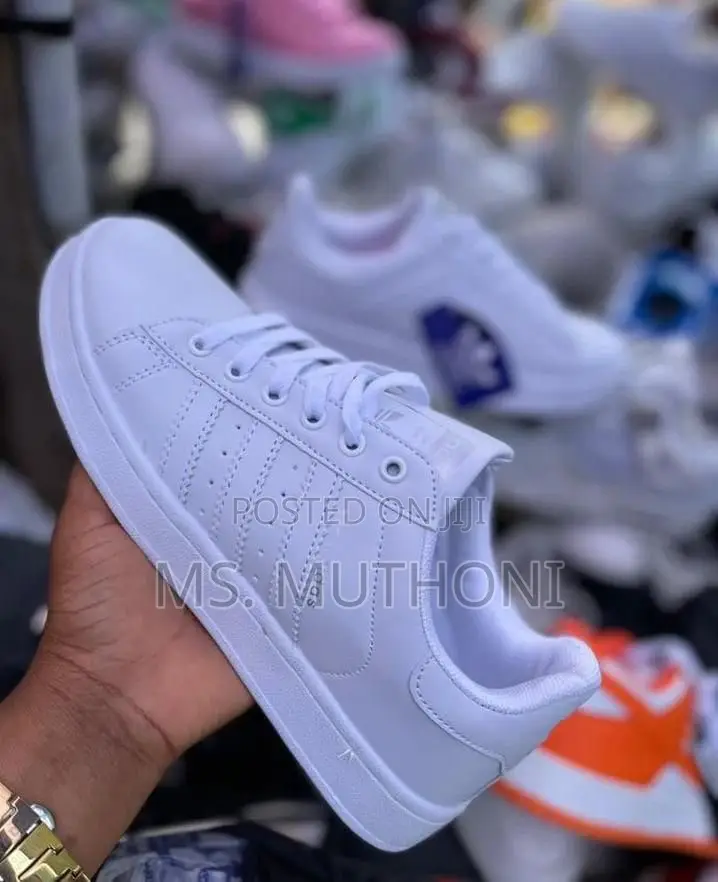 Ladies Adidas Sneakers Size 37-41