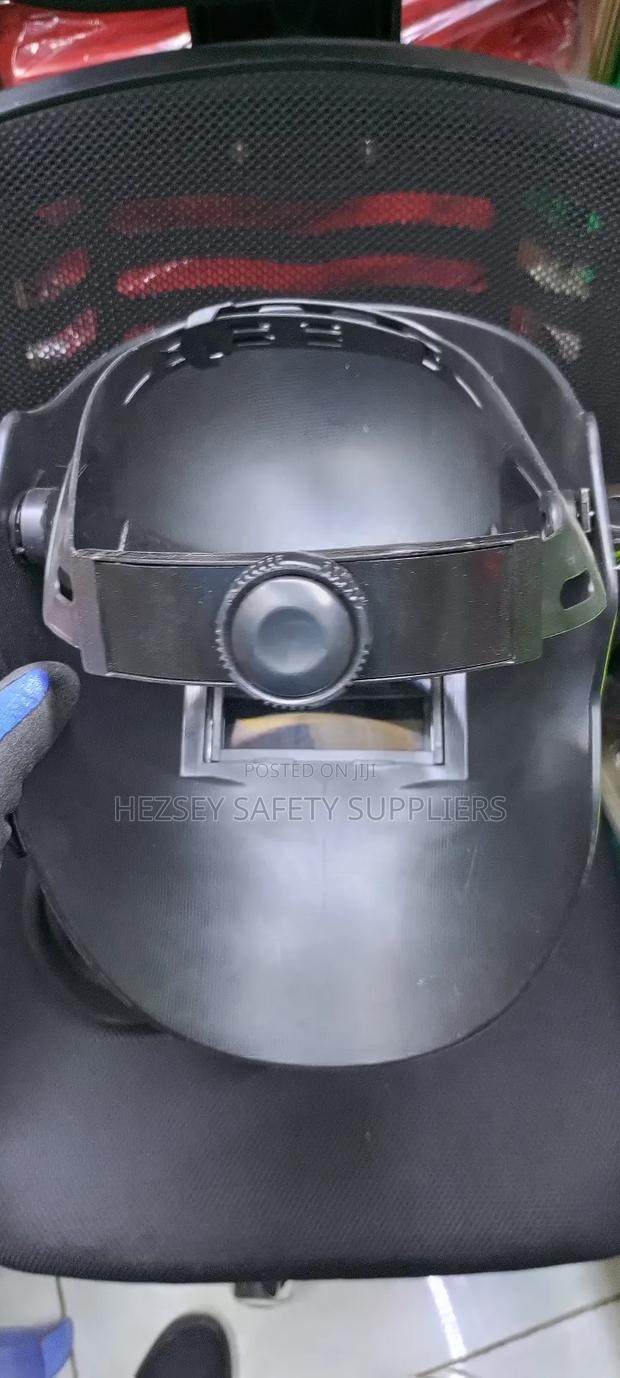 Pocket Friendly Welding Helmet - thumbnail 3