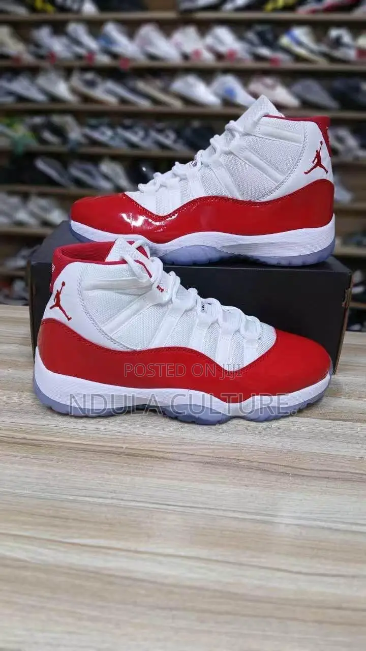 Trending Jordans 11 Retro Sports Shoes