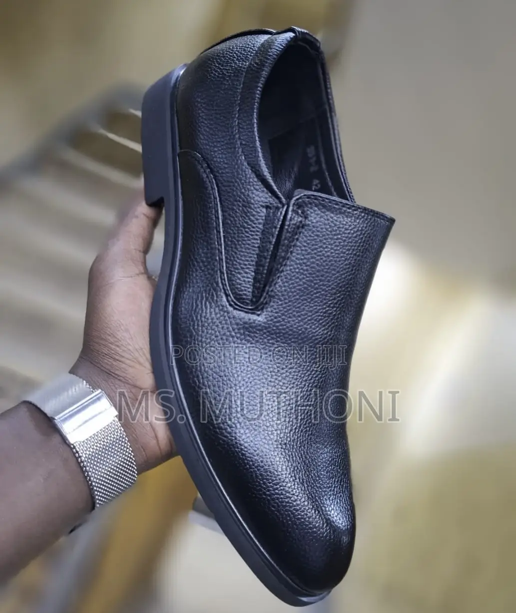 Mens Crafted Leather Officials Size 40-45