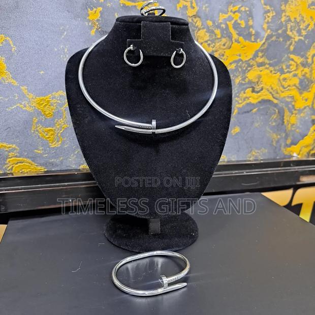 Cartier Nail Jewelry Gift Set Bracelet Earrings Necklace