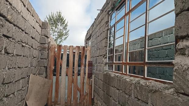 Plot With a House for Sale - thumbnail 3