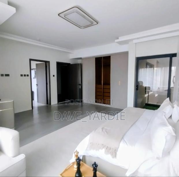 4bdrm Apartment in Parklands/Highridge for rent - thumbnail 9