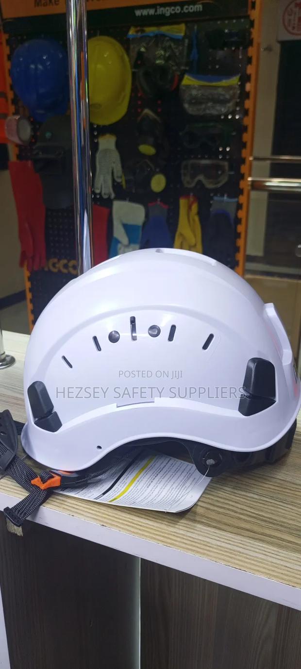 4 Point Chain Strap Work At Height Helmets