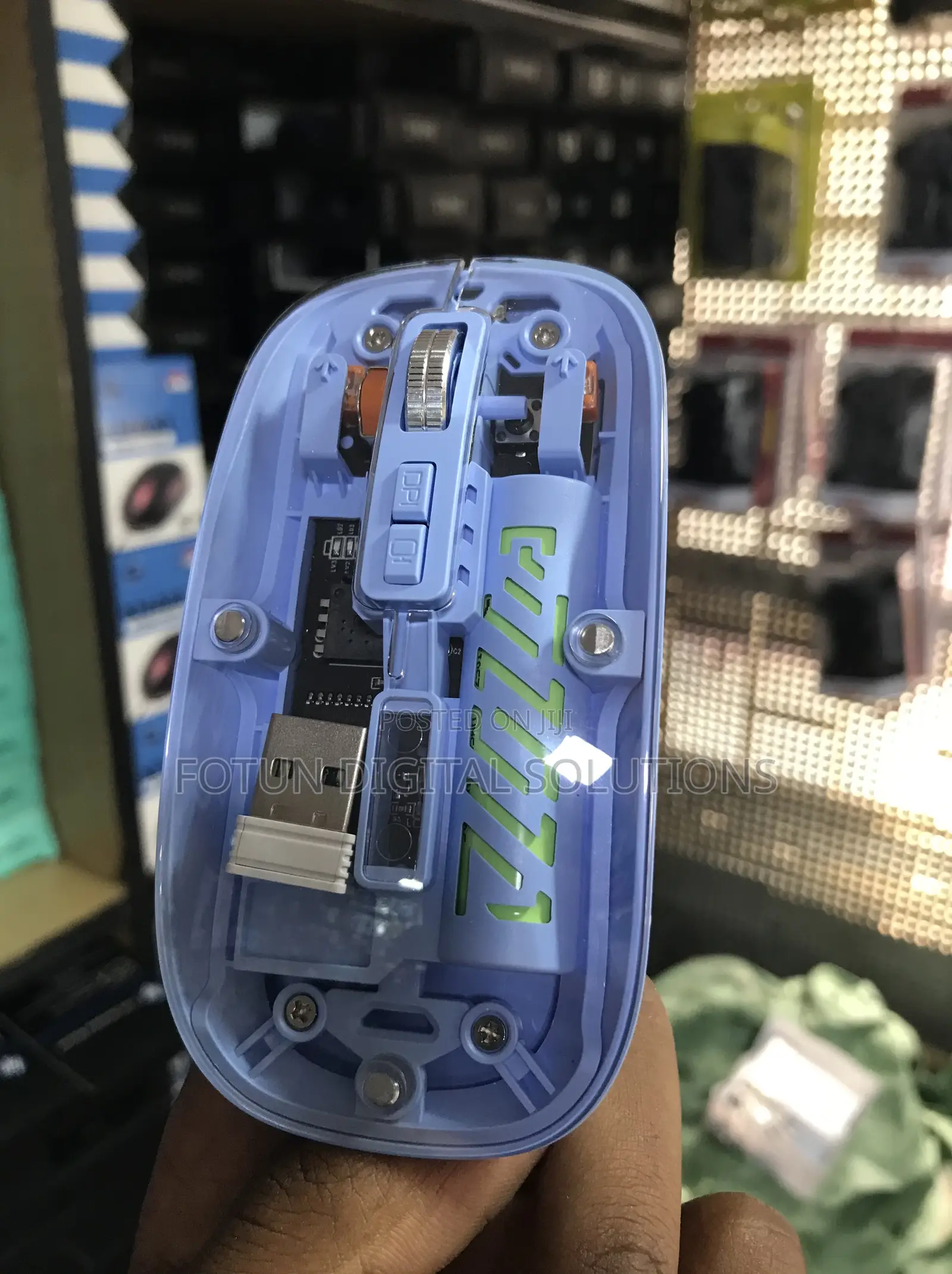 Transparent RGB Wireless Gaming Mouse - 6 Buttons Adjustable Dpi