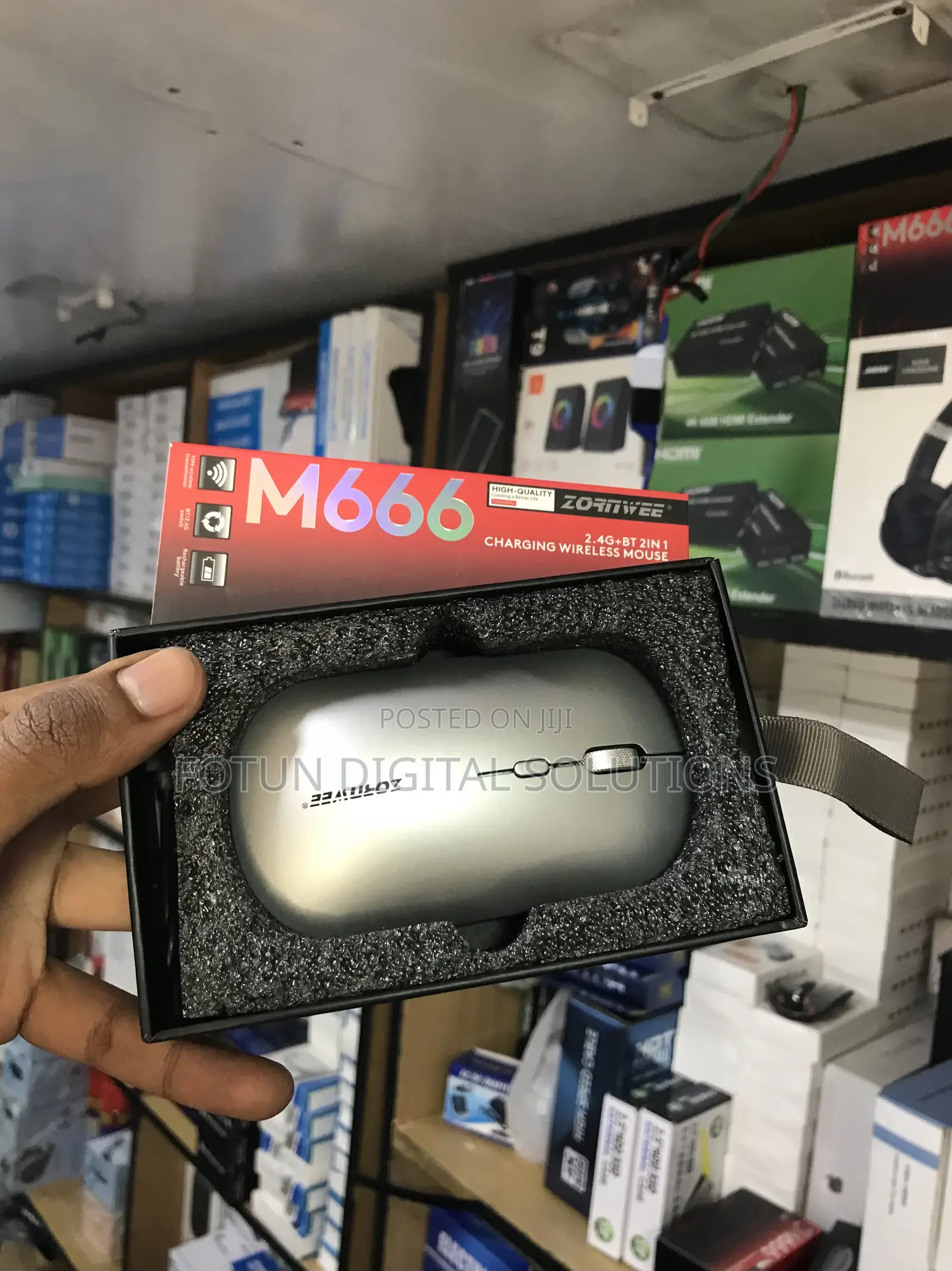 M666 Wireless Gaming Mouse - RGB Charging Dock 16000 Dpi