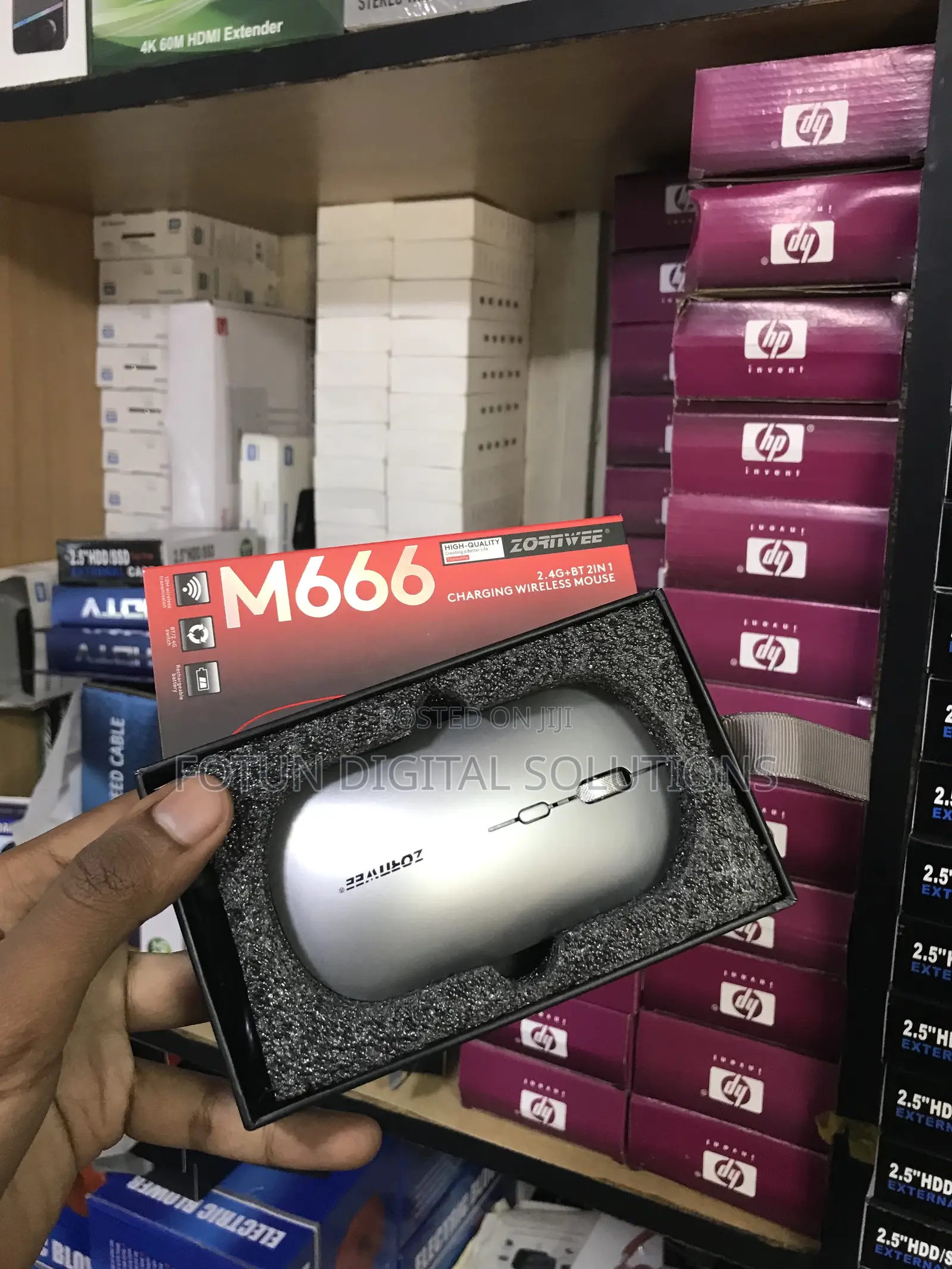 M666 Wireless Gaming Mouse - Oled Display Qi Wireless Charging