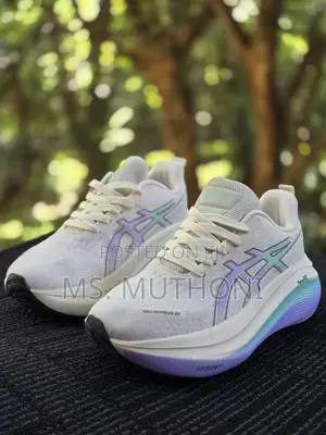 Ladies / Girls Running /Gym / Workout Shoes Sizes: 36 37 38 39 40