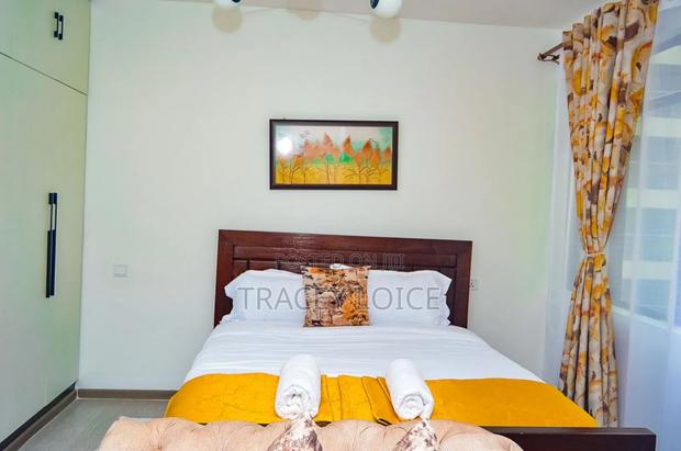 Fully Furnished Airbnb - thumbnail 4