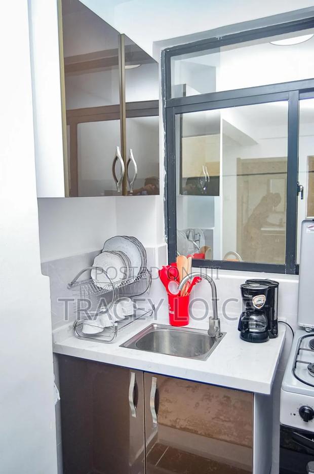 Fully Furnished Airbnb - thumbnail 5