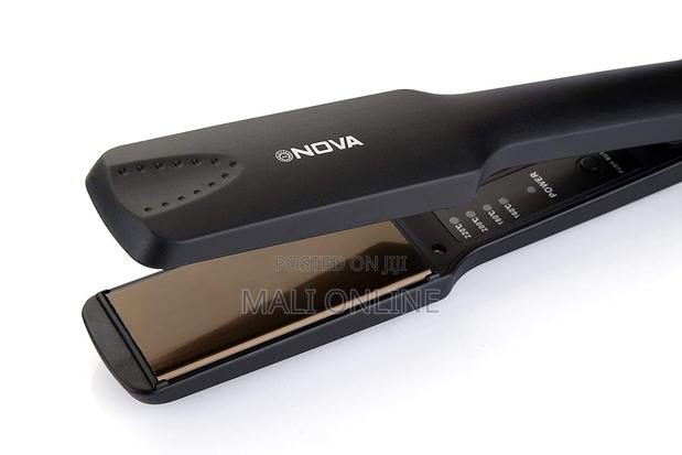 Hair Straightener Ceramic Plates Digital Control Fast Heating - thumbnail 4
