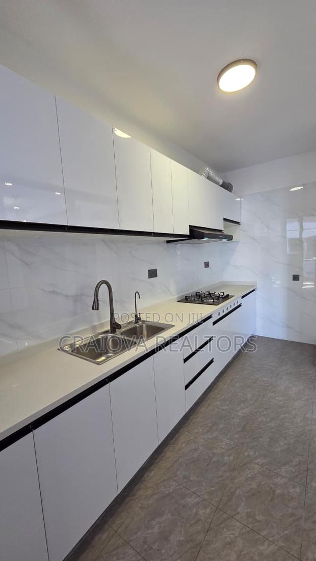 2bdrm Apartment in Valley Arcade for rent - thumbnail 4