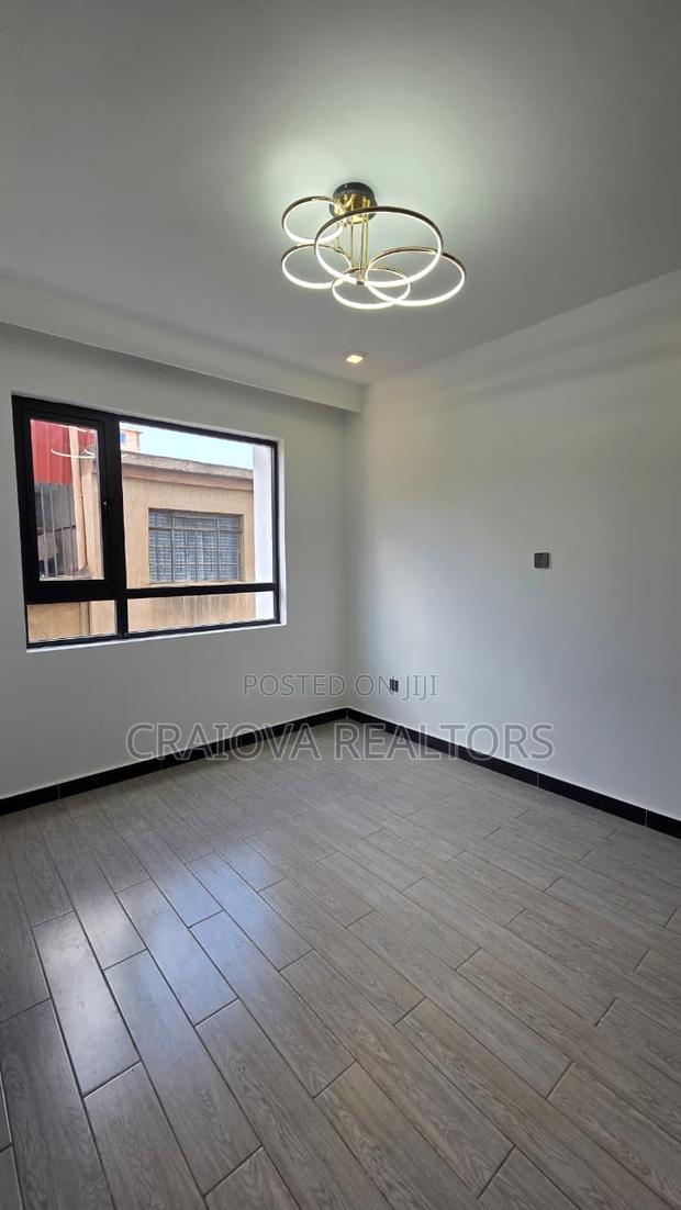 2bdrm Apartment in Valley Arcade for rent - thumbnail 7