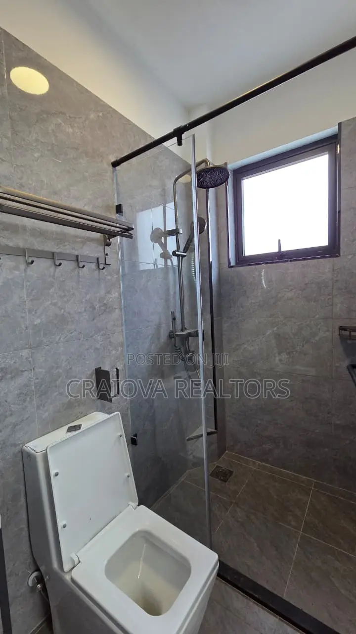 2bdrm Apartment in Valley Arcade for rent