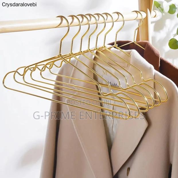 Good Clothes Hanger