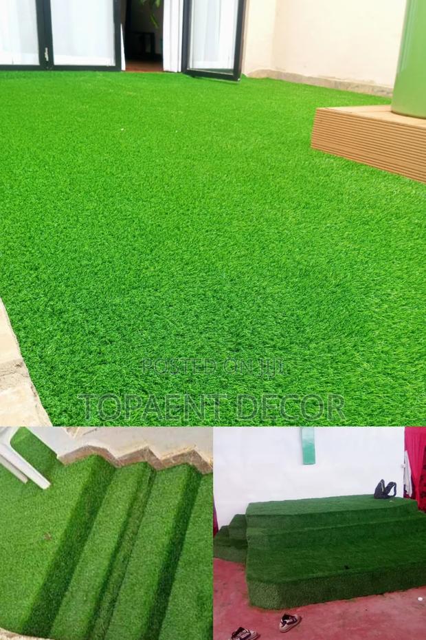 Artificial Green Grass Carpet Perfect For Outdoor