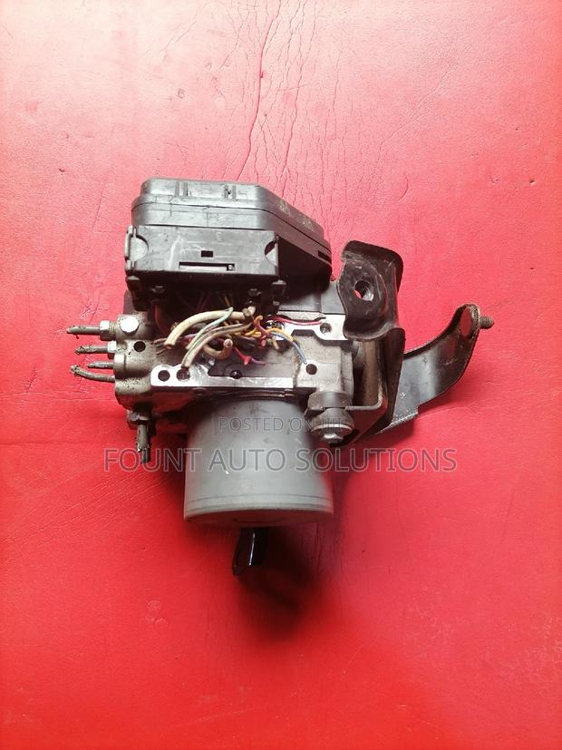 A.B.S Pump Toyota Mark X - thumbnail 2