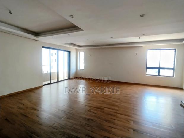 4bdrm Duplex in Parklands/Highridge for rent - thumbnail 5