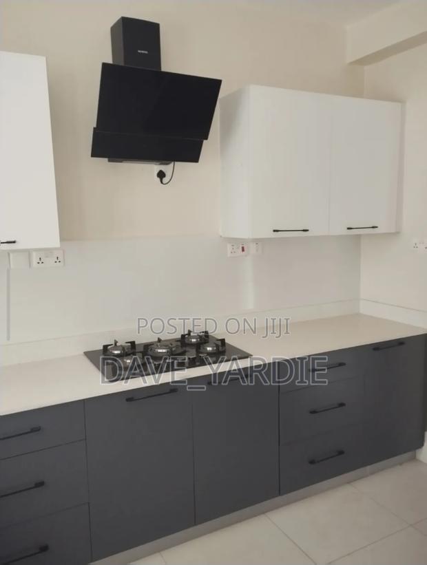 4bdrm Duplex in Parklands/Highridge for rent - thumbnail 12