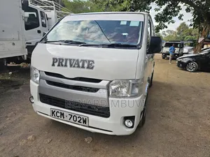 Toyota HiAce 2012 White