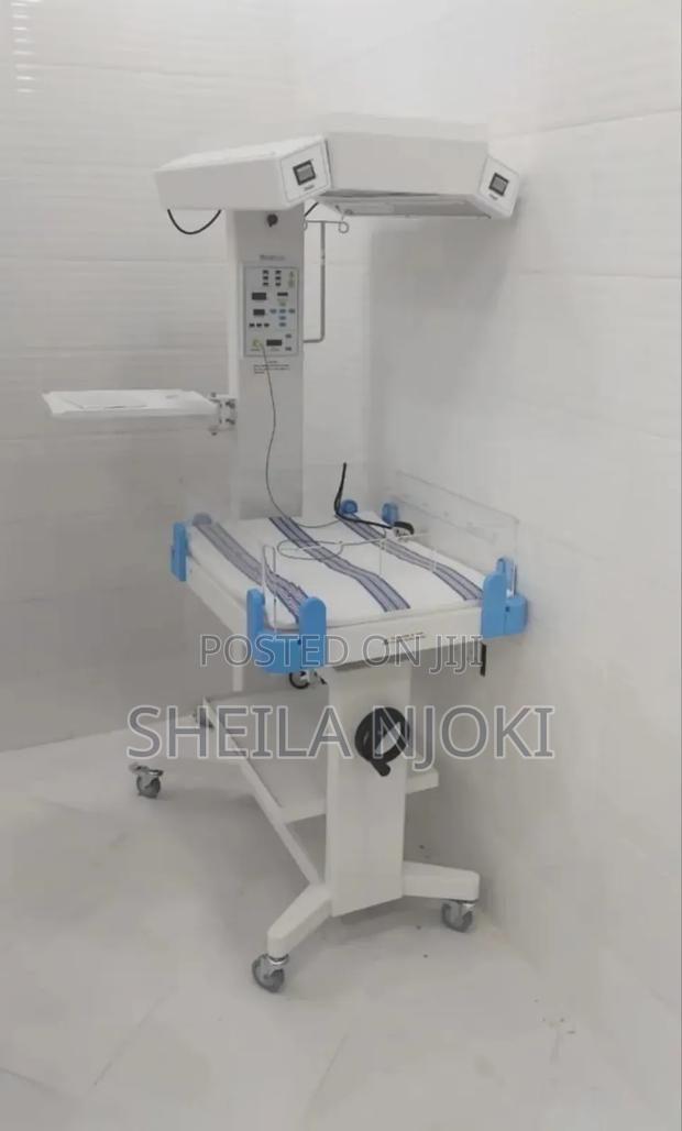 Infant Radiant Warmer With Phototherapy - thumbnail 2