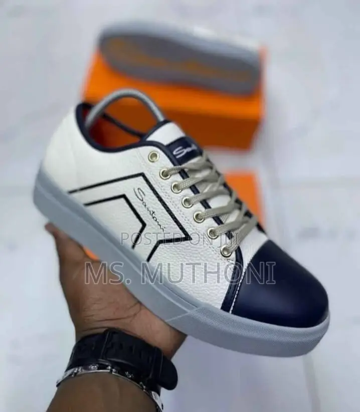 Size 40-45 Santoni Italia