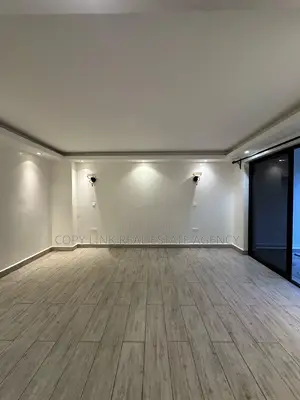 3bdrm House in Riverside Drive for rent