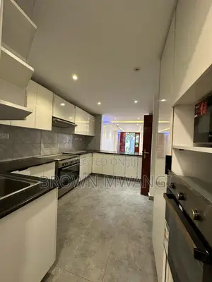 3bdrm House in Riverside Drive for rent