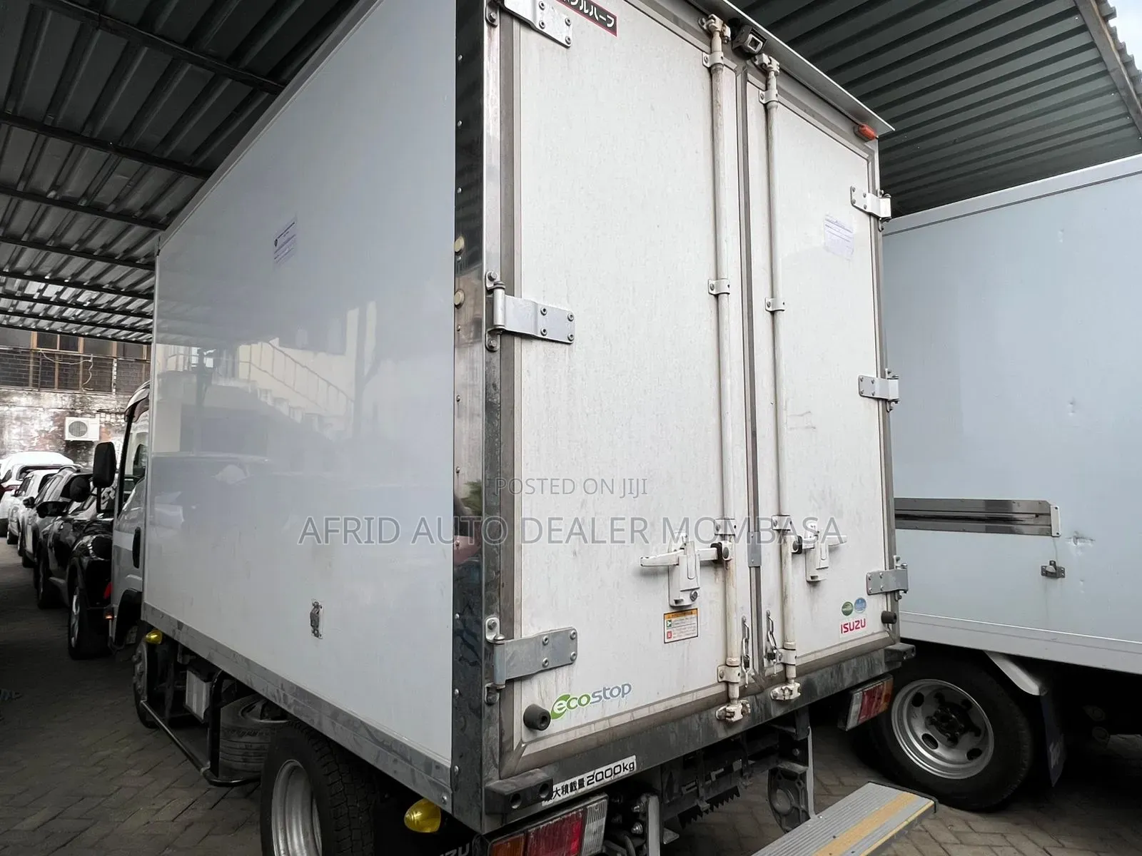 Isuzu Elf Cover Body 2018