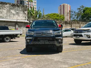 Toyota Hilux Revo Double Cab Deisel 2.4 AWD 2018 Black