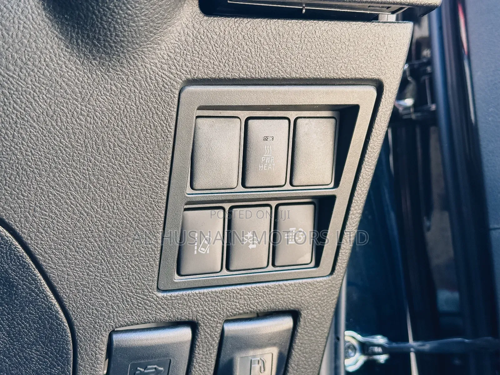 Toyota Hilux Revo Double Cab Deisel 2.4 AWD 2018 Black