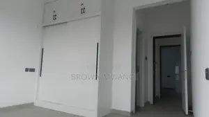 2bdrm Apartment in Riverside Drive for rent
