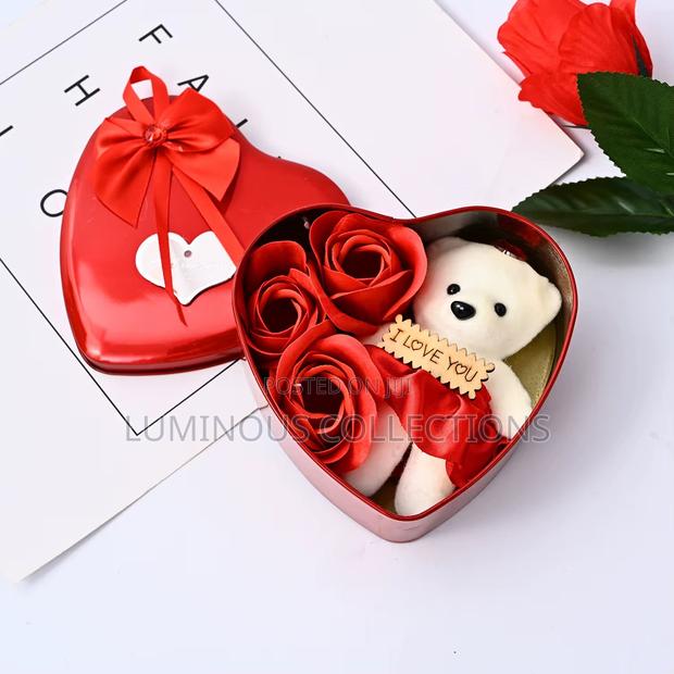 Valentine Gift Idea. Gift Box With 3 Flowers, 1 Teddy - thumbnail 3